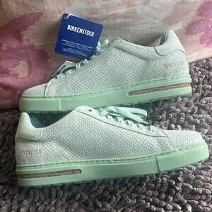 Birkenstock Bend Low NWT in matcha color suede sneakers, sz 39 / 8-8.5
